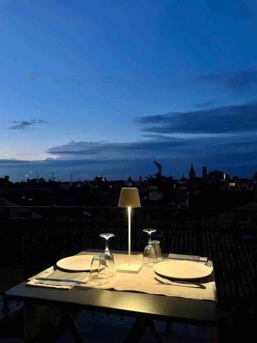 Romantic Attic Room With Panoramic View Μπολόνια Εξωτερικό φωτογραφία