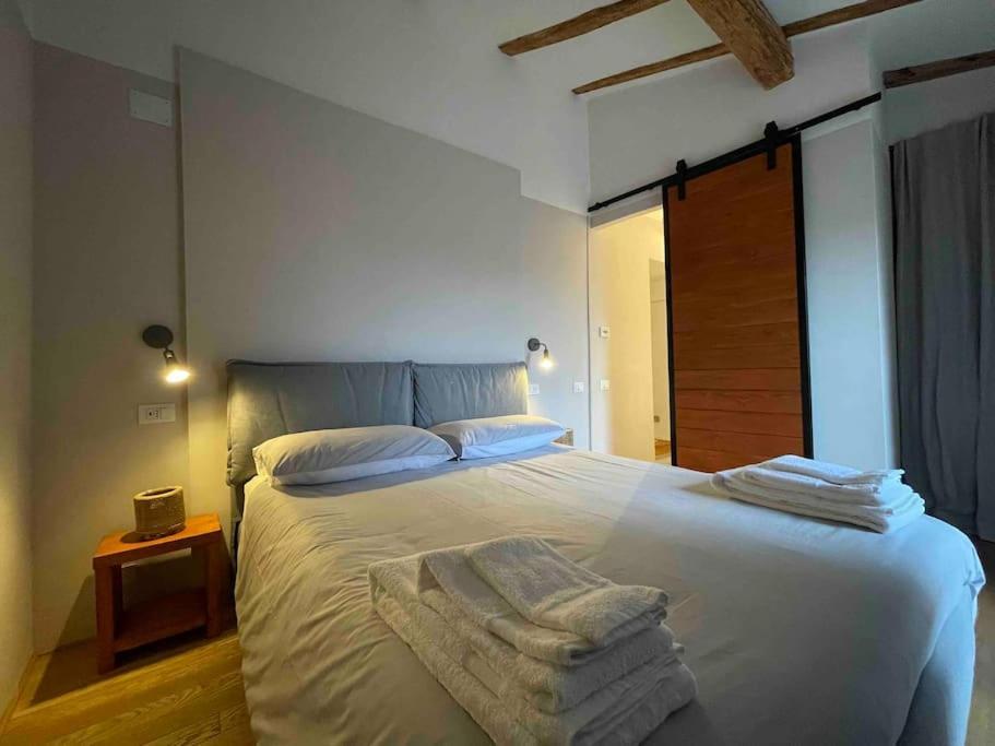 Romantic Attic Room With Panoramic View Μπολόνια Εξωτερικό φωτογραφία